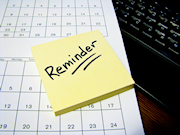 lores_reminder_yellow_post_it_note_calendar_keyboard_date_mb